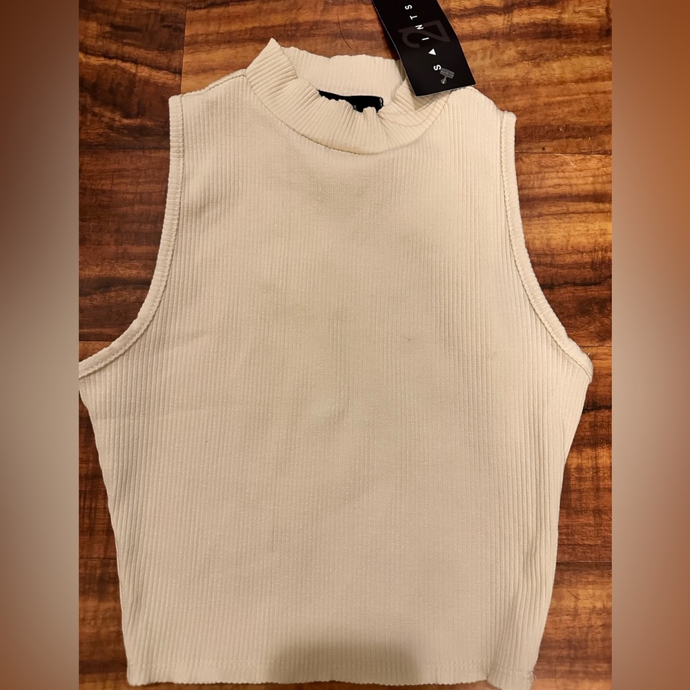 Cream top size small